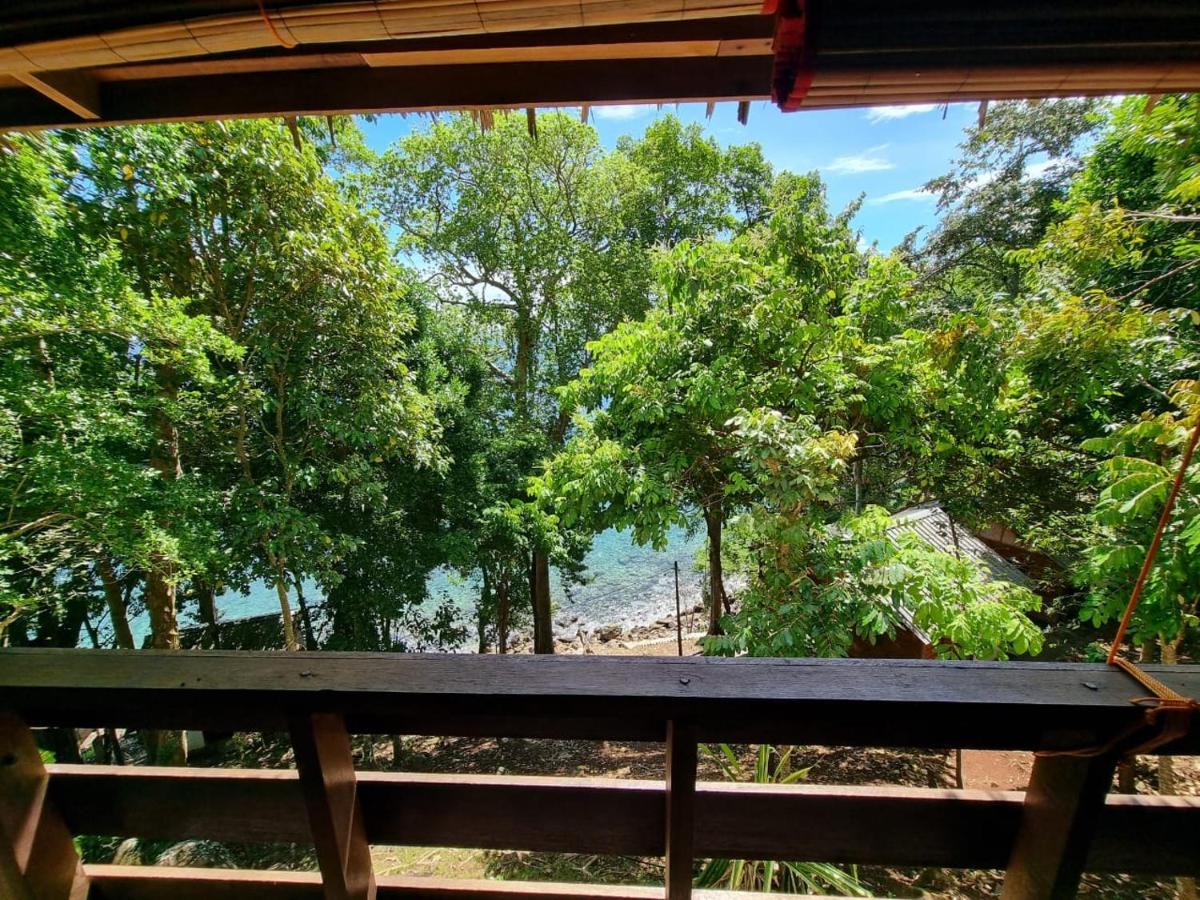 Treetop Guesthouse And Bungalows Sabang  Exterior photo